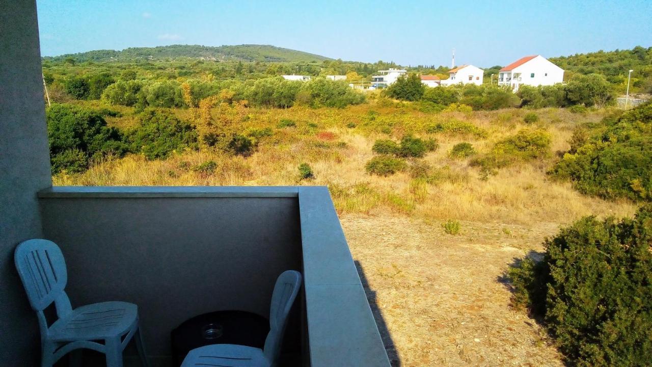 Studio Manora Sućuraj Kültér fotó