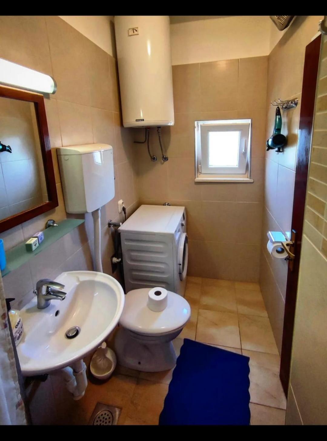 Studio Manora Sućuraj Kültér fotó